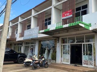 For sale 2 bed retail Space in Loeng Nok Tha, Yasothon