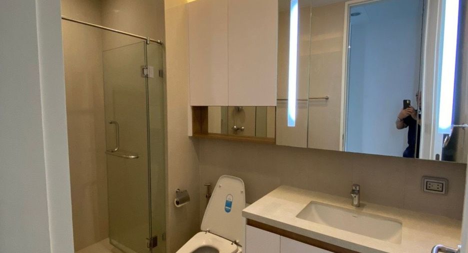 À louer et à vendre 2 chambres condo à Pathum Wan, Bangkok