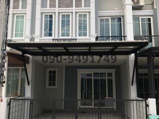 For rent 4 bed townhouse in Chom Thong, Bangkok
