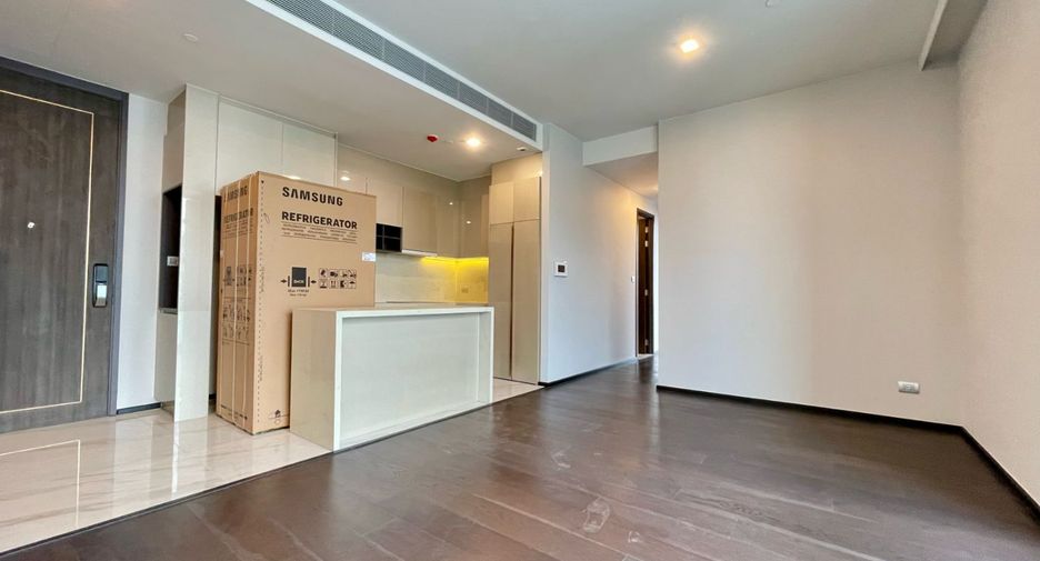 For sale 2 bedrooms condo in Khlong Toei, Bangkok