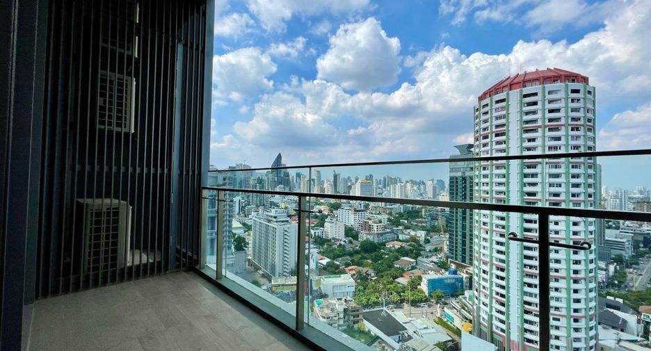 For sale 2 bedrooms condo in Khlong Toei, Bangkok