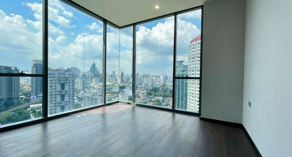 For sale 2 bedrooms condo in Khlong Toei, Bangkok