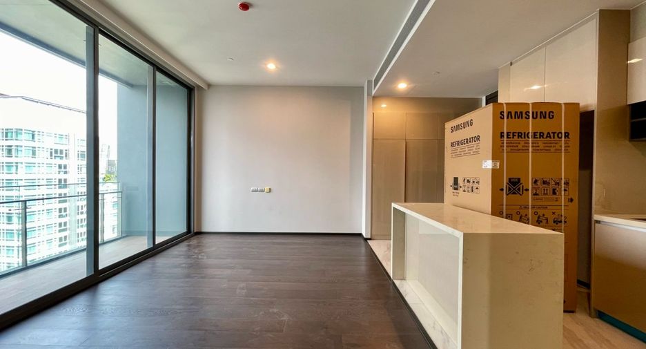 For sale 2 bedrooms condo in Khlong Toei, Bangkok