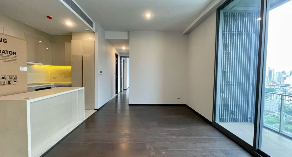 For sale 2 bedrooms condo in Khlong Toei, Bangkok