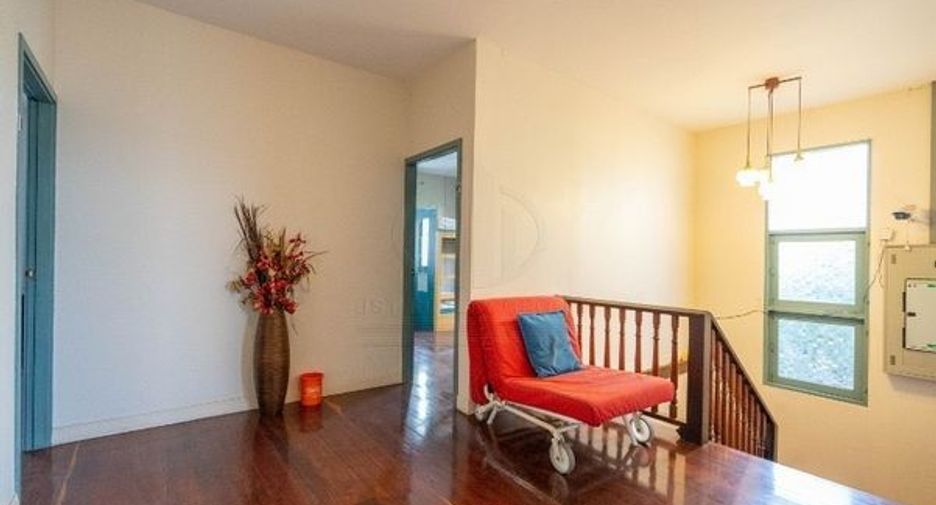 For rent 3 bedrooms house in Phra Nakhon, Bangkok
