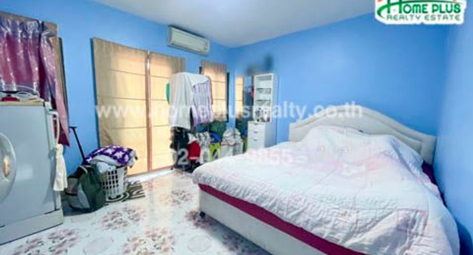 Reihenhaus zum Kauf mit 3 Zimmer in Khan Na Yao, Bangkok