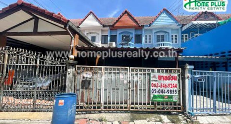 Reihenhaus zum Kauf mit 3 Zimmer in Khan Na Yao, Bangkok