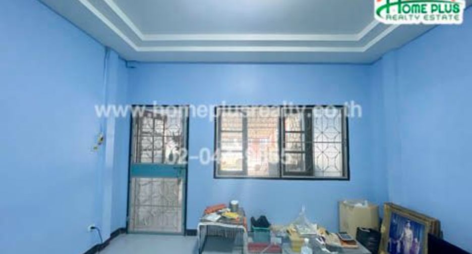 Reihenhaus zum Kauf mit 3 Zimmer in Khan Na Yao, Bangkok