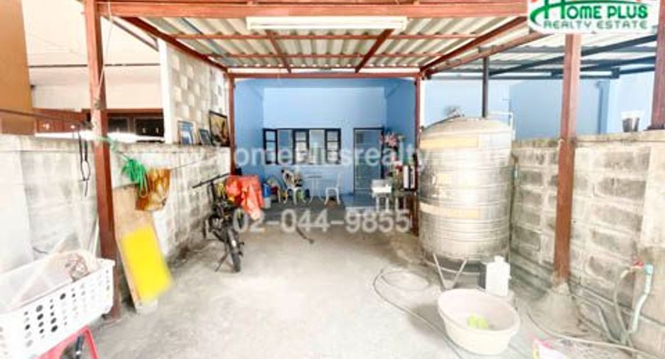 Reihenhaus zum Kauf mit 3 Zimmer in Khan Na Yao, Bangkok