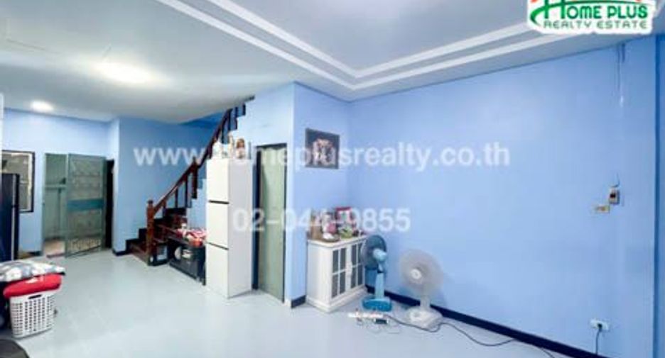 Reihenhaus zum Kauf mit 3 Zimmer in Khan Na Yao, Bangkok