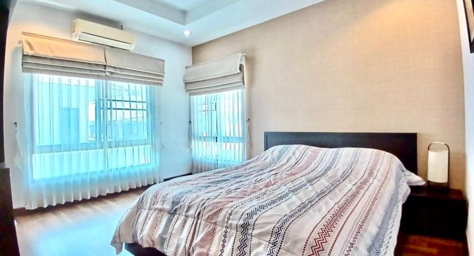 For rent and for sale 3 bed house in Si Racha, Chonburi