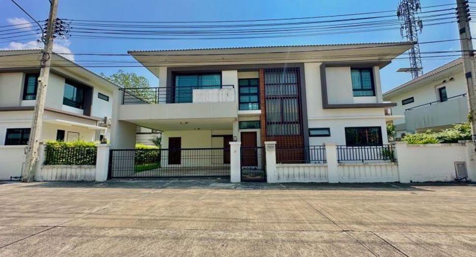 For rent and for sale 3 bed house in Si Racha, Chonburi