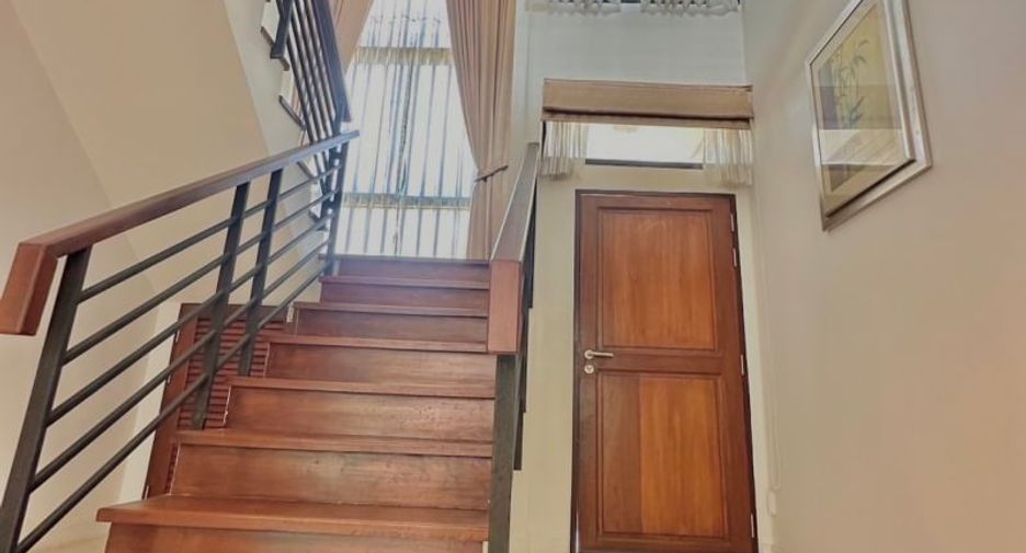 For rent and for sale 3 bed house in Si Racha, Chonburi