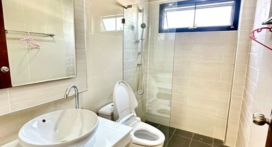 For rent and for sale 3 bed house in Si Racha, Chonburi