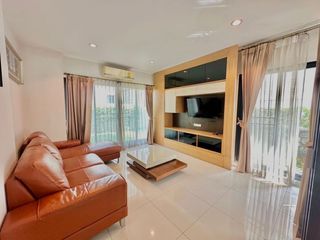 À louer et à vendre 3 chambres maison à Si Racha, Chonburi
