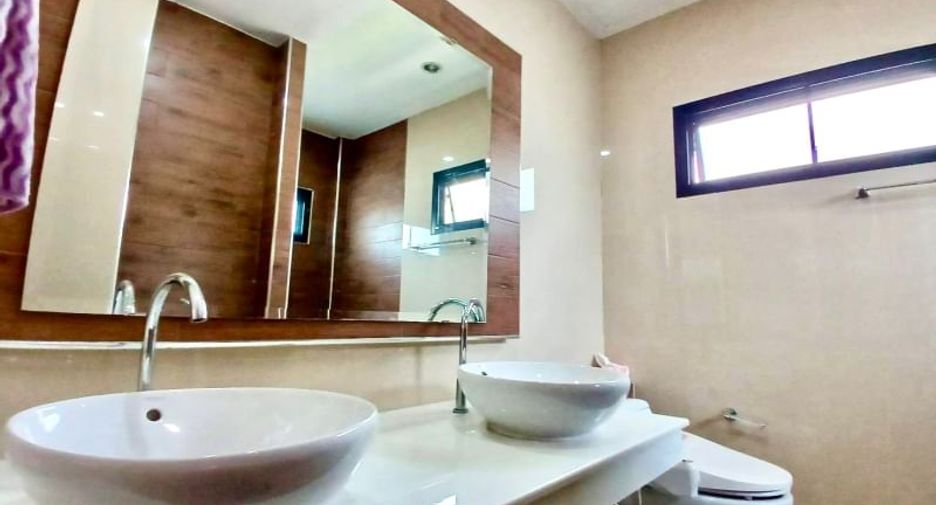 For rent and for sale 3 bed house in Si Racha, Chonburi