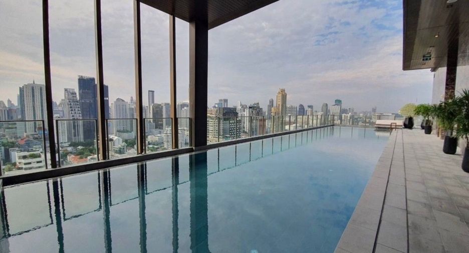 For rent 1 bed condo in Watthana, Bangkok