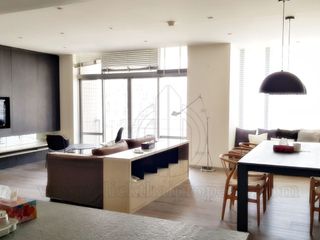 For rent 3 bedrooms condo in Pathum Wan, Bangkok