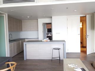 For rent 3 bedrooms condo in Pathum Wan, Bangkok
