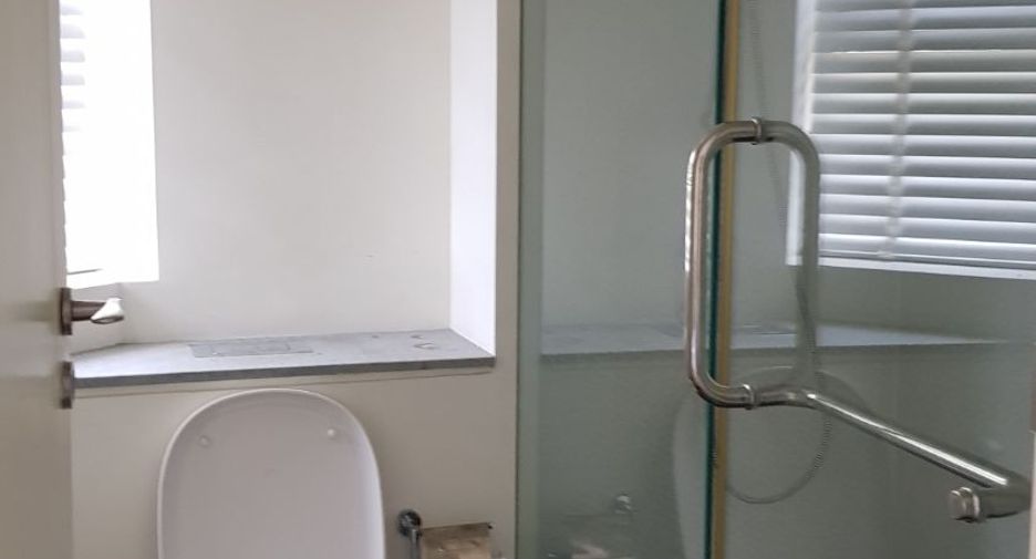 For rent 3 bedrooms condo in Pathum Wan, Bangkok