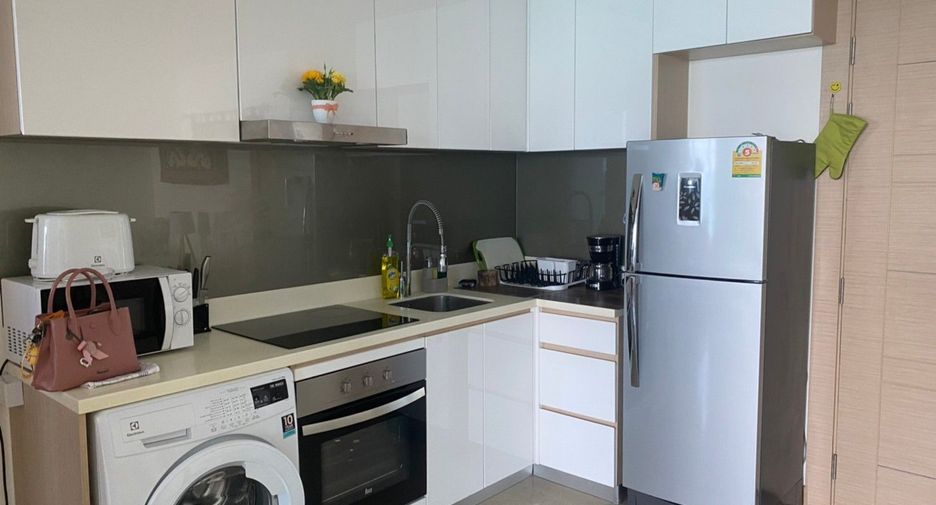 Condo en alquiler de 1 habitaciones en Bang Lamung, Chonburi