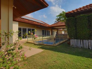 For sale 5 Beds house in Sattahip, Chonburi
