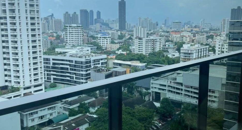 For sale 2 bedrooms condo in Watthana, Bangkok