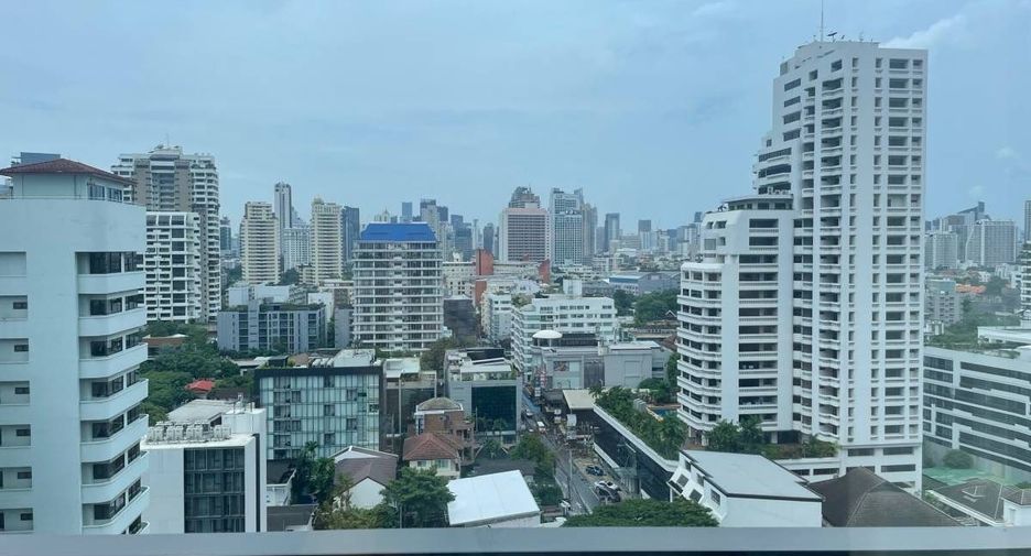 For sale 2 bedrooms condo in Watthana, Bangkok