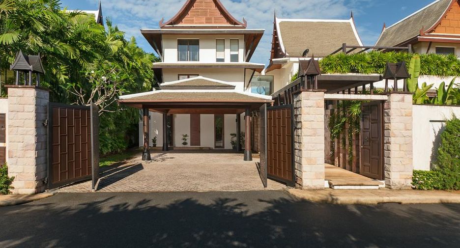 For sale 5 bedrooms villa in Mueang Phuket, Phuket