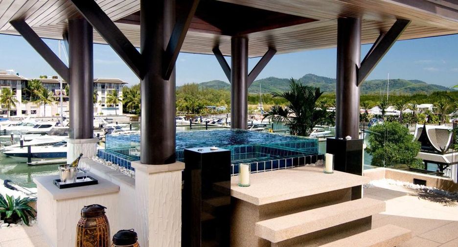 For sale 5 bedrooms villa in Mueang Phuket, Phuket
