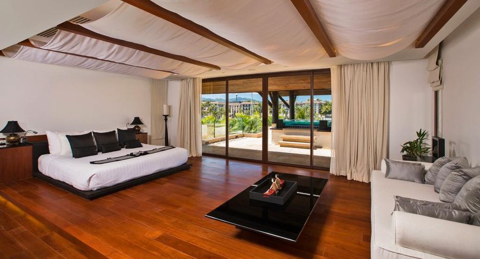 For sale 5 bedrooms villa in Mueang Phuket, Phuket