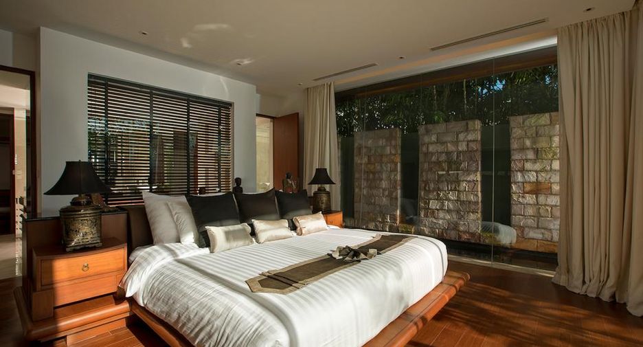 For sale 5 bedrooms villa in Mueang Phuket, Phuket