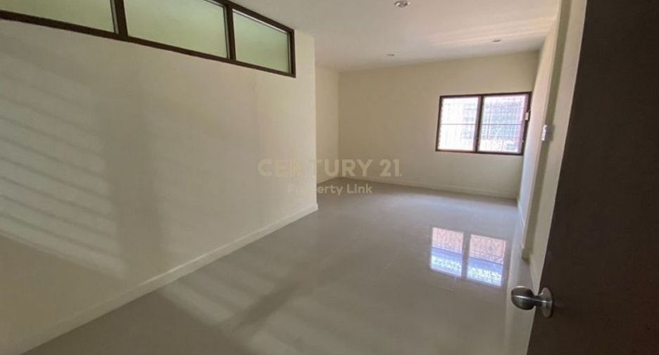 ขาย 2 ห้องนอน ทาวน์เฮ้าส์ ใน ดินแดง, กรุงเทพฯ