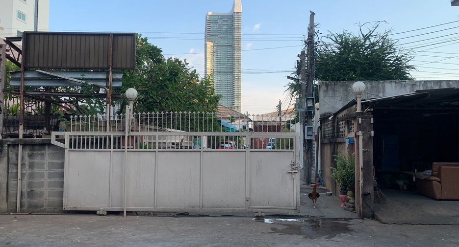For sale land in Bang Kho Laem, Bangkok