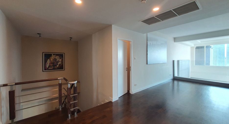 For rent そして for sale 4 ベッドルーム condo in Khlong Toei, Bangkok