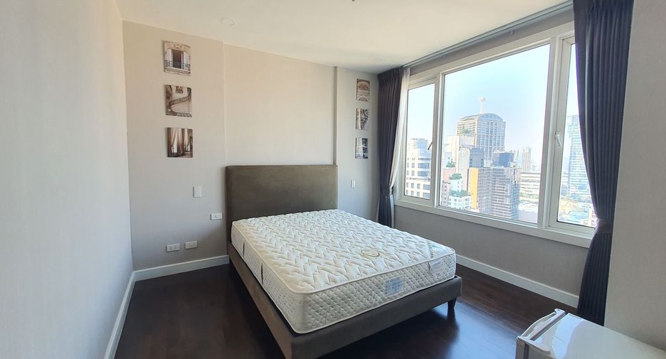 For rent そして for sale 4 ベッドルーム condo in Khlong Toei, Bangkok