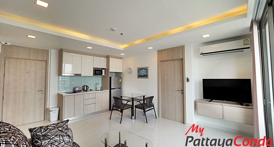 For rent 2 Beds apartment in Pratumnak, Pattaya