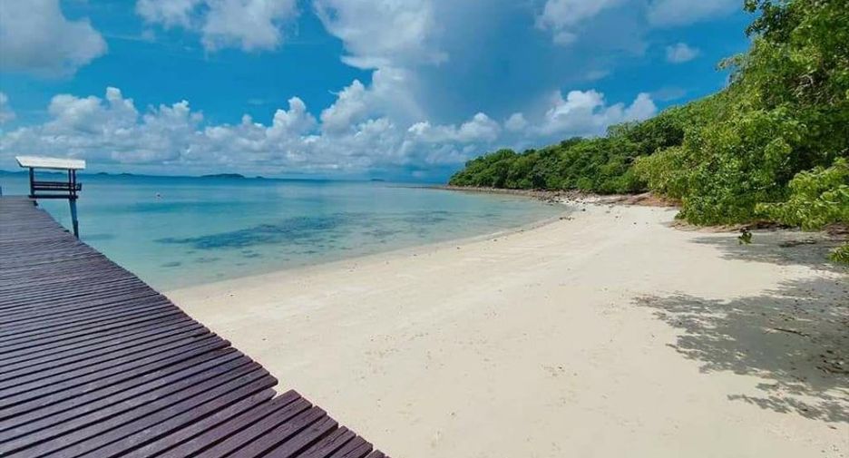 出售 24 卧室 酒店 在 Mueang Rayong, Rayong