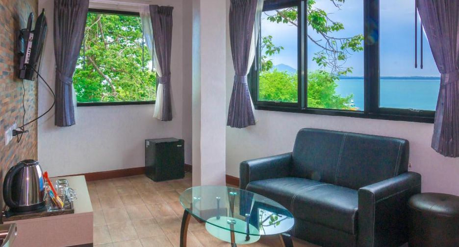 出售 24 卧室 酒店 在 Mueang Rayong, Rayong
