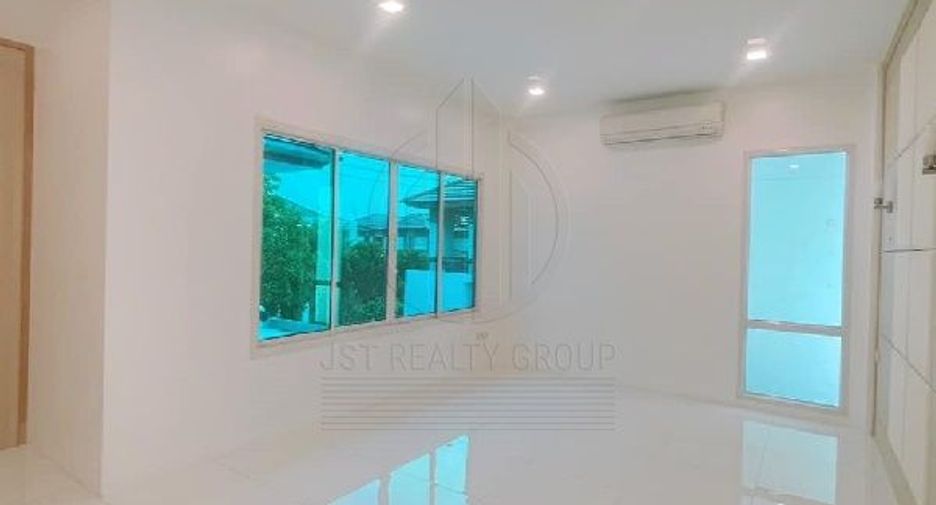 Haus zum Kauf mit 4 Zimmer in Thawi Watthana, Bangkok