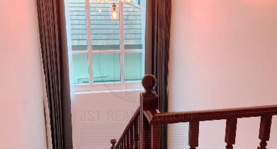 Haus zum Kauf mit 4 Zimmer in Thawi Watthana, Bangkok