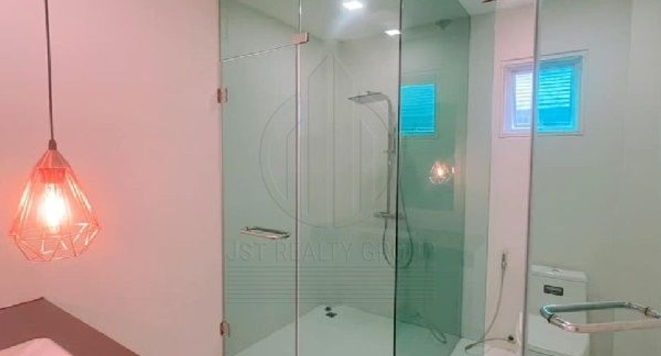 Haus zum Kauf mit 4 Zimmer in Thawi Watthana, Bangkok