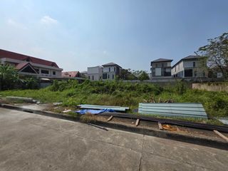 出售 土地 在 Suan Luang, 曼谷