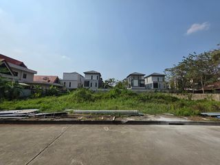 出售 土地 在 Suan Luang, 曼谷