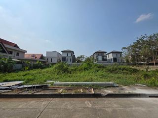 出售 土地 在 Suan Luang, 曼谷
