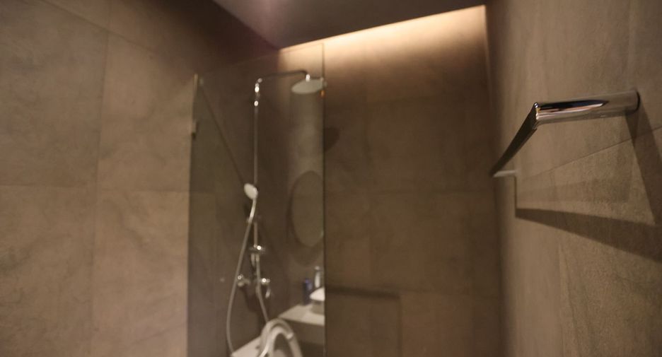 For sale 2 bedrooms retail Space in Thalang, Phuket