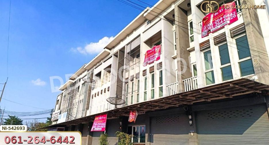 For sale 3 bedrooms retail Space in Kabin Buri, Prachin Buri