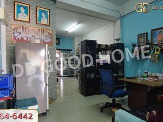 For sale 3 bed retail Space in Kabin Buri, Prachin Buri