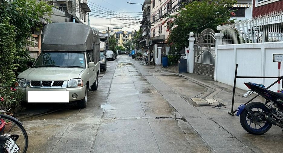 For sale studio apartment in Bang Bon, Bangkok