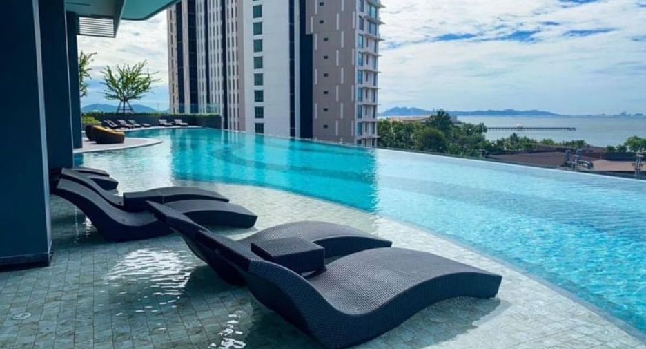 For rent 3 bedrooms condo in Bueng Kum, Bangkok